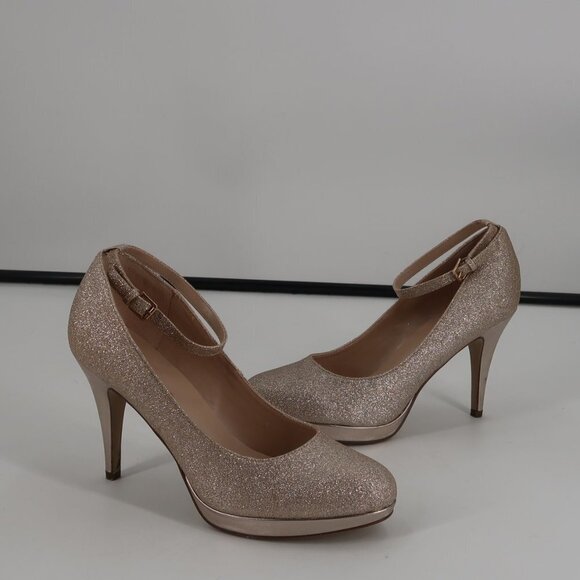 Unisa Women's Light Pink Texture Glitter Heels Size 10 in Box - Picture 1 of 12